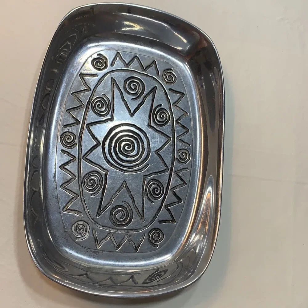 Wilton Pewter Hand Crafted Sun Cooking Serving - Picture 10 of 10